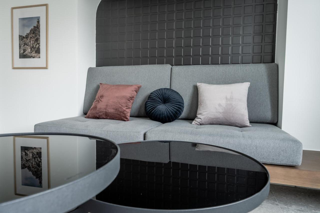 Athinaion Recreation Suites Athena Bagian luar foto